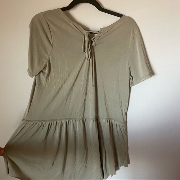 Greenish-Gray Peplum Top Short Sleeve Soft Light Fabric - Picture 8 of 12